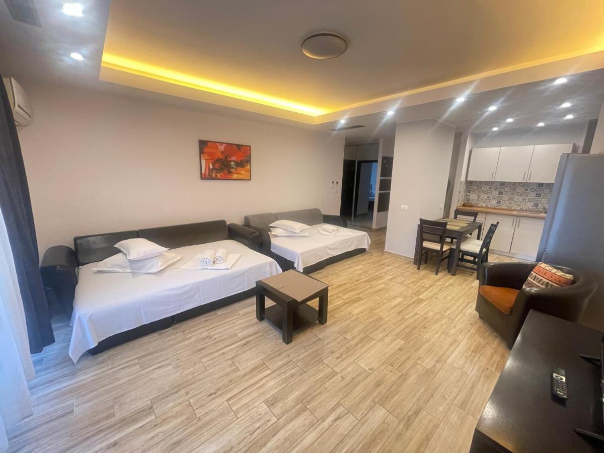 Coralia Luna Park Apartments Mamaia Eksteriør billede