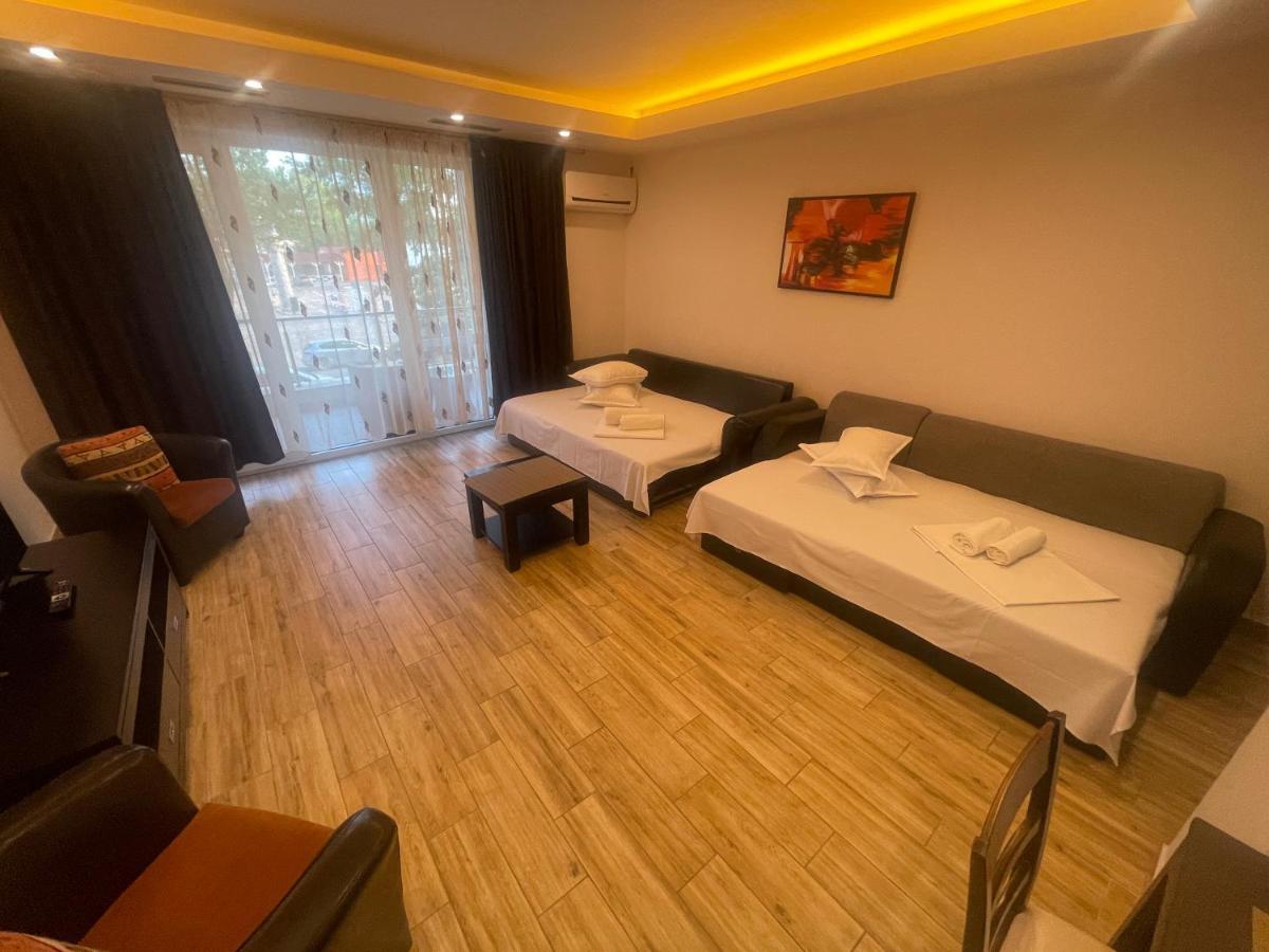 Coralia Luna Park Apartments Mamaia Eksteriør billede