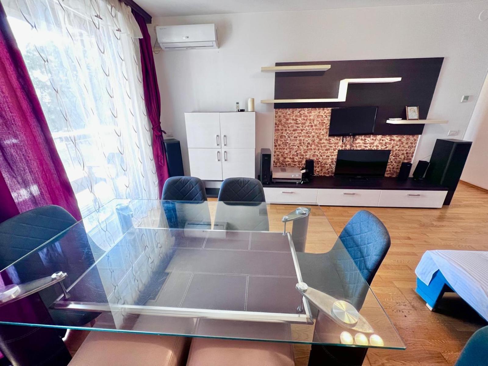 Coralia Luna Park Apartments Mamaia Værelse billede