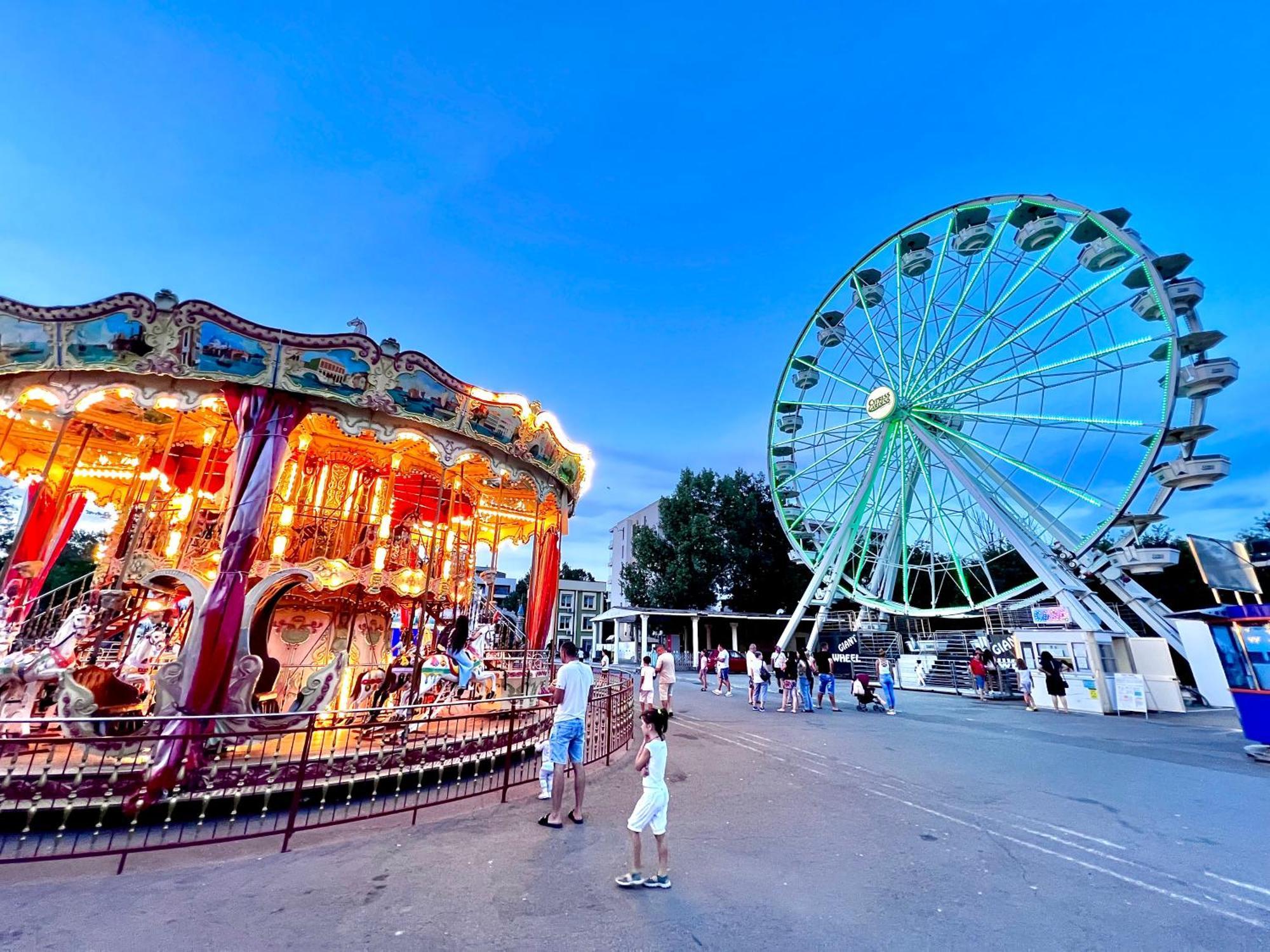 Coralia Luna Park Apartments Mamaia Eksteriør billede